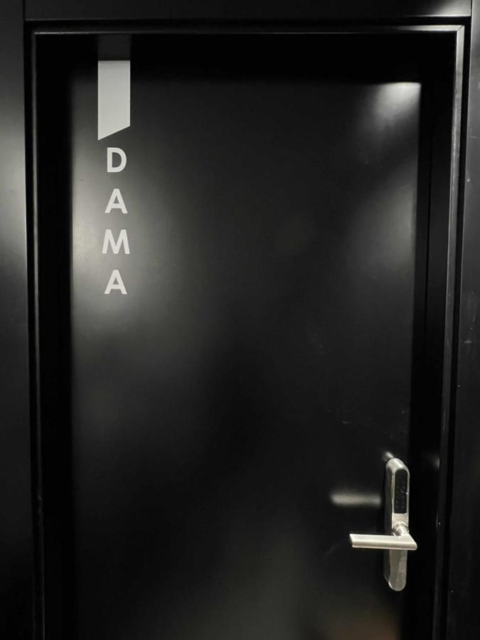 말라가 Dama Modern & Luxury 아파트 외부 사진
